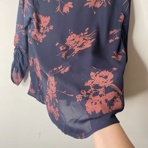 Evereve Allison Joy Alexa Crossover Top Navy & Brown Floral 3/4 Sleeve VNeck XS - Picture 8 of 13